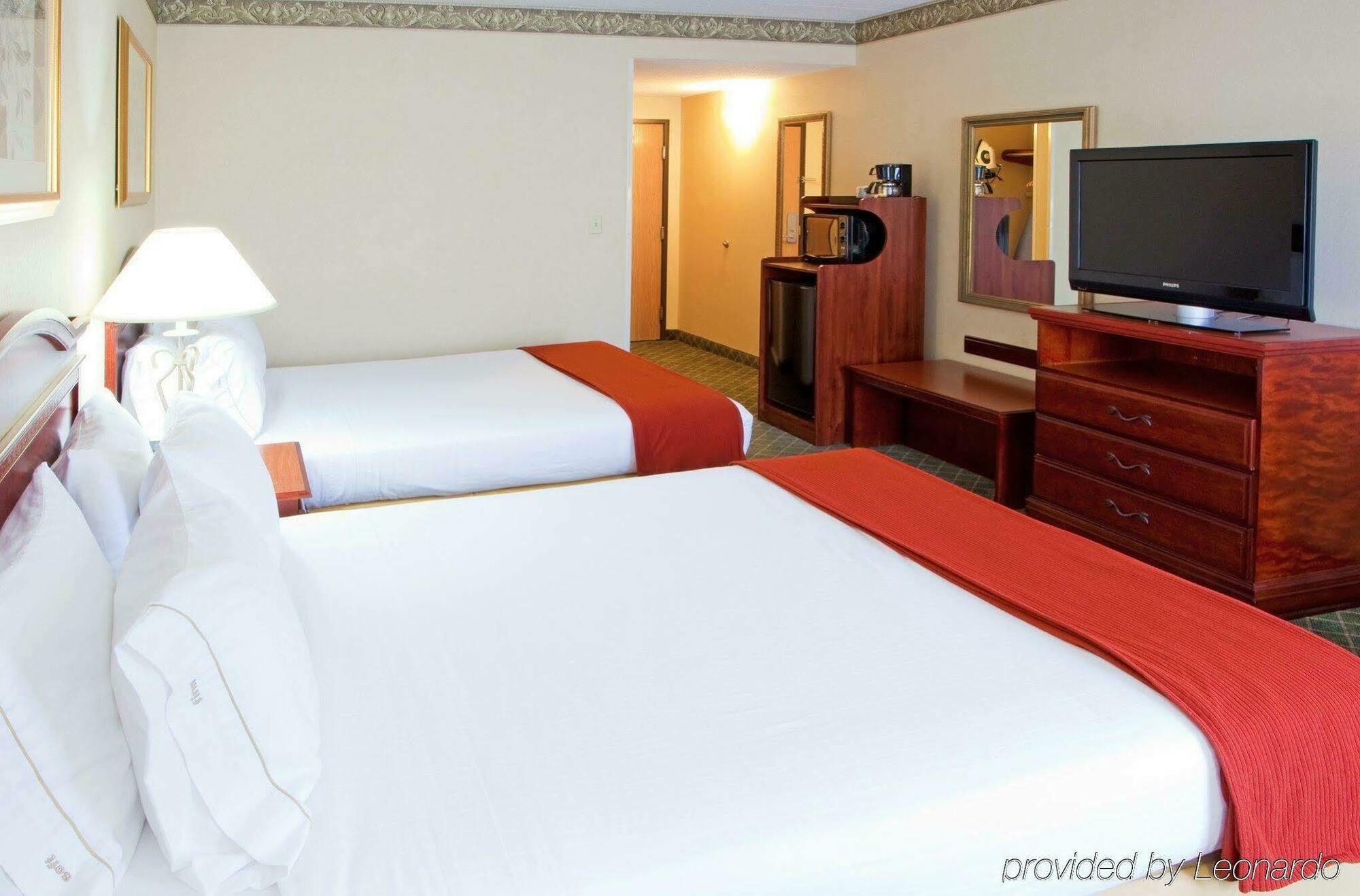 Holiday Inn Express I-95 Capitol Beltway - Largo, An Ihg Hotel Bagian luar foto